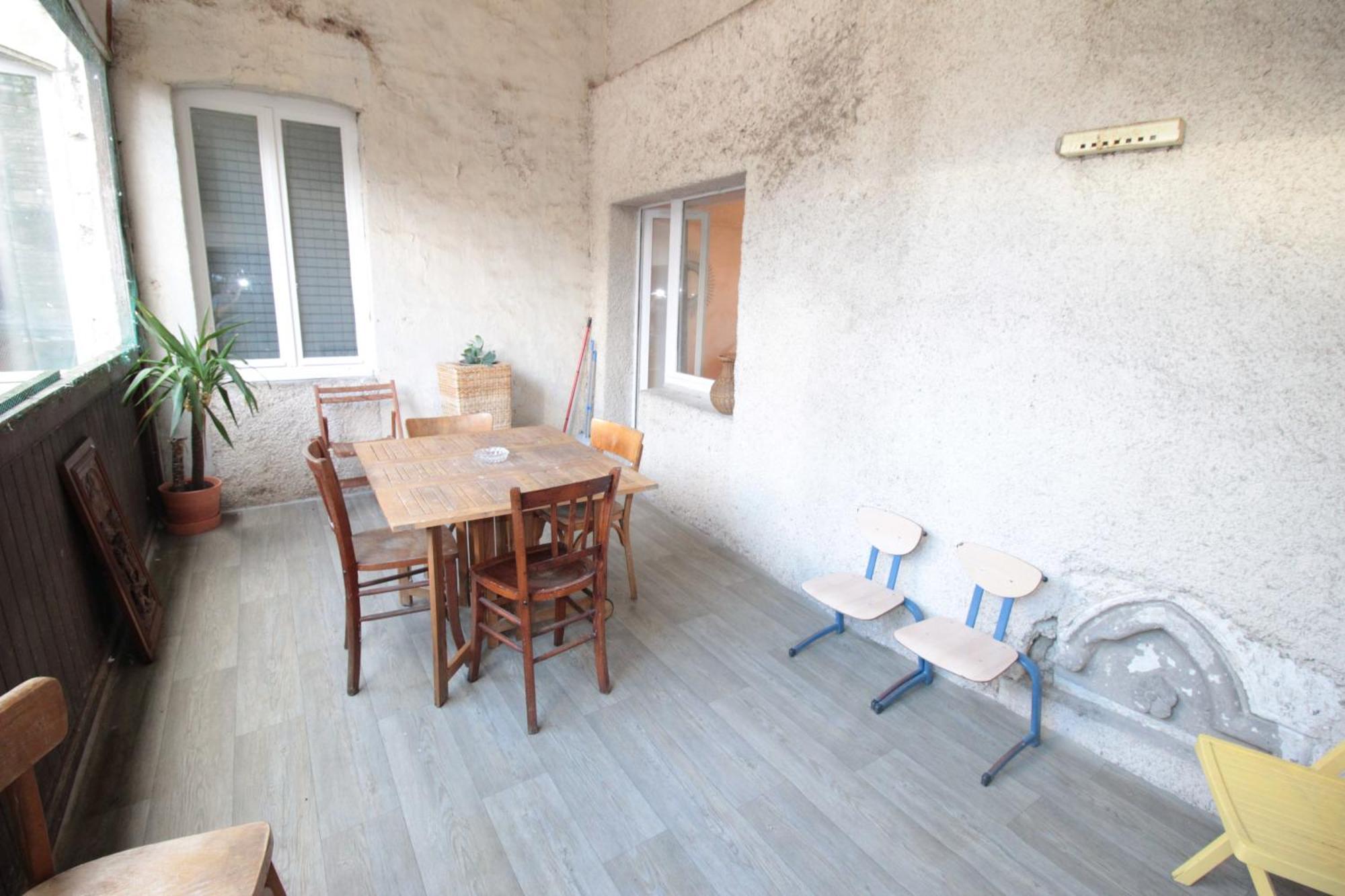 Logement Neuf "Meuse" - Hyper Centre - Parking Proche - Proche Gare - 4 Chambres - Terrasse Couverte - Wifi ! Gere Par Prestazen'Services Verdun-sur-Meuse Exterior photo