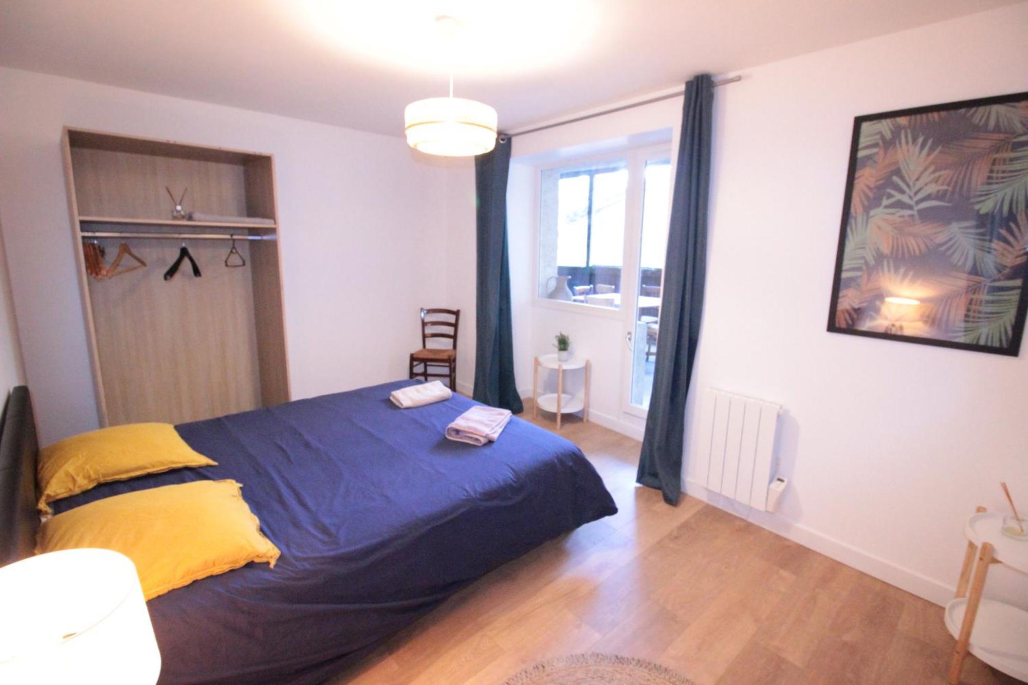 Logement Neuf "Meuse" - Hyper Centre - Parking Proche - Proche Gare - 4 Chambres - Terrasse Couverte - Wifi ! Gere Par Prestazen'Services Verdun-sur-Meuse Exterior photo